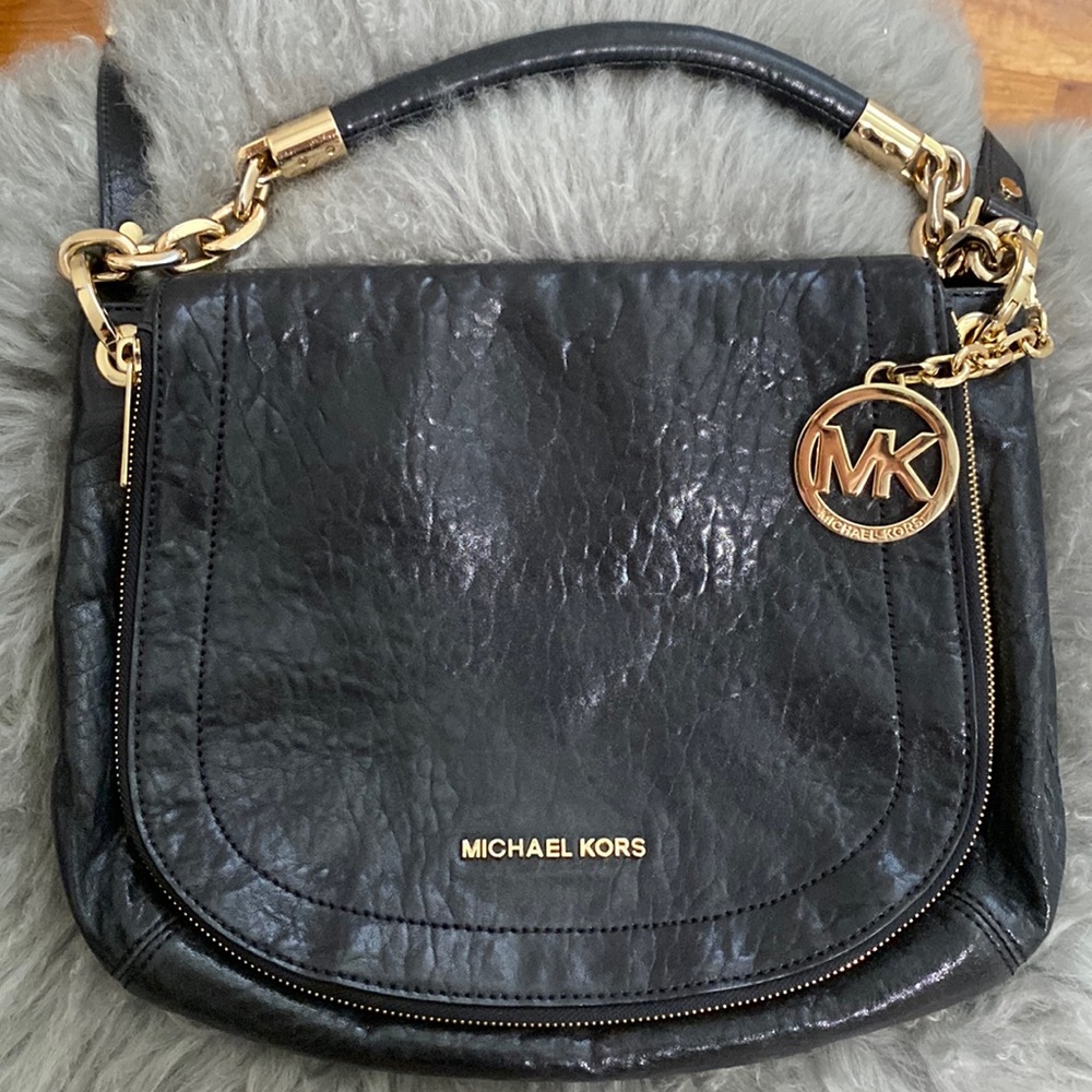 MICHAEL KORS BLACK LEATHER CROSSBODY